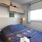 Mobil Spacieux Avec Terrasse Pour 8 Personnes - Api-1-52-793 Campingplads *
