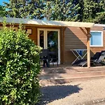 Campingplads Mobil Spacieux Avec Terrasse Pour 8 Personnes - Api-1-52-793 *